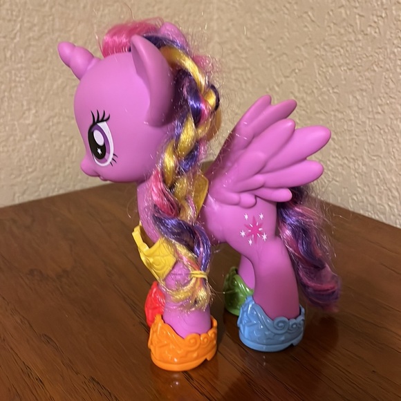 Twilight Sparkle Pony 8.5 inch - Picture 7 of 9